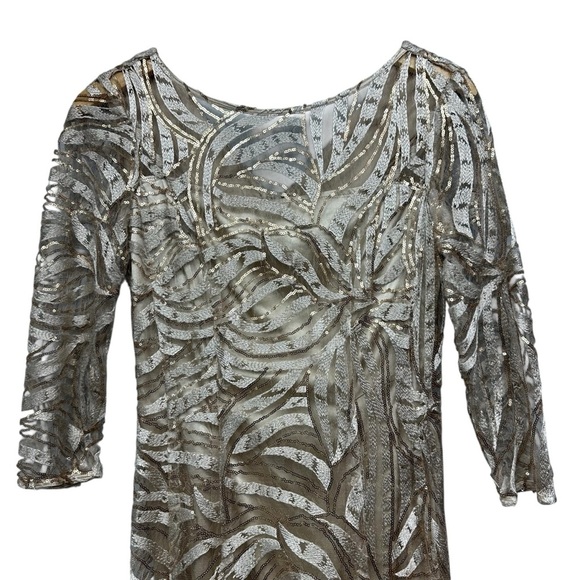 Tahari Arthur S. Levine Champagne Gold Sequin Gown, Size 2 - Picture 2 of 15